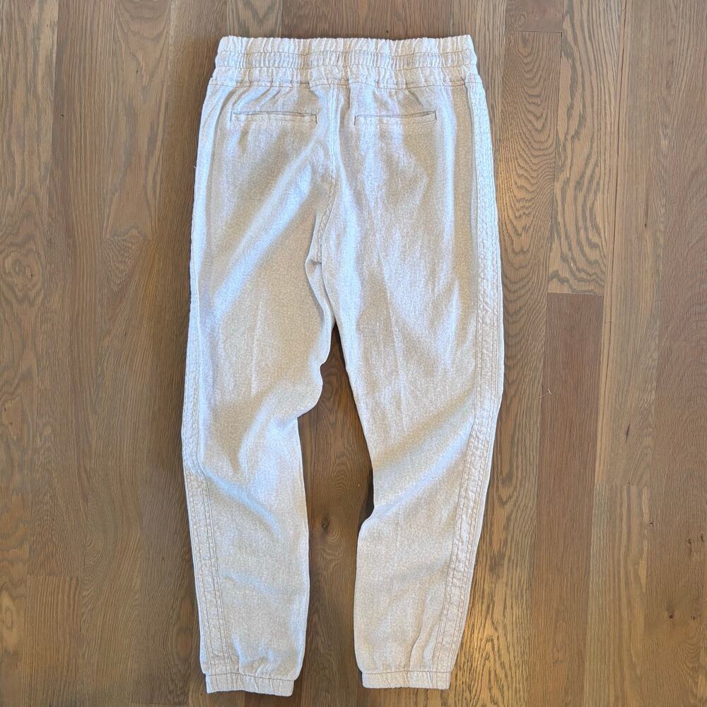 Athleta Cabo 100% Linen Jogger Cheetah Print Cream Athleisure Women Size 4 - Picture 3 of 12